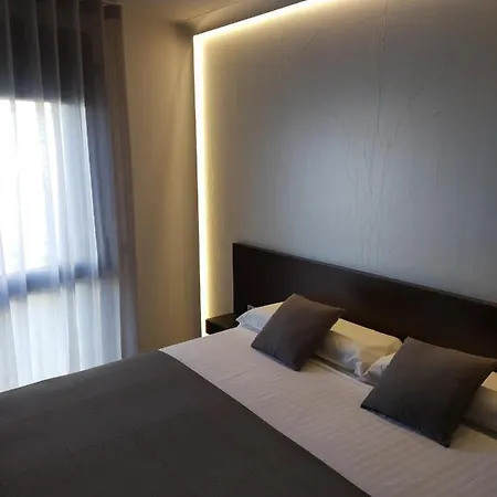 Hotel Centre *