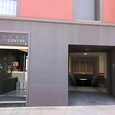 Centre