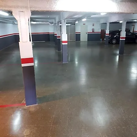 Отель Centre *